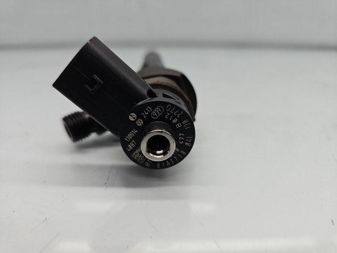 Injector Volkswagen Golf 7 (5G) [Fabr 2014-prezent] 04L130277G 1.6 TDI CLHA 77KW / 105CP