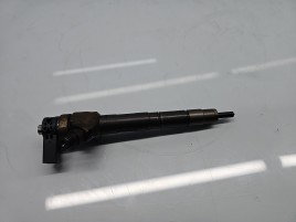 Injector Volkswagen Golf 7 (5G) [Fabr 2014-prezent] 04L130277G 1.6 TDI CLHA 77KW / 105CP