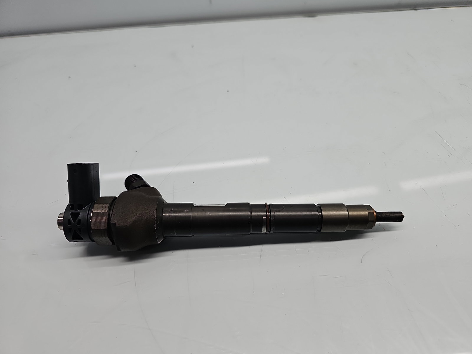 Injector Volkswagen Golf 7 (5G) [Fabr 2014-prezent] 04L130277G 1.6 TDI CLHA 77KW / 105CP - imagine 1