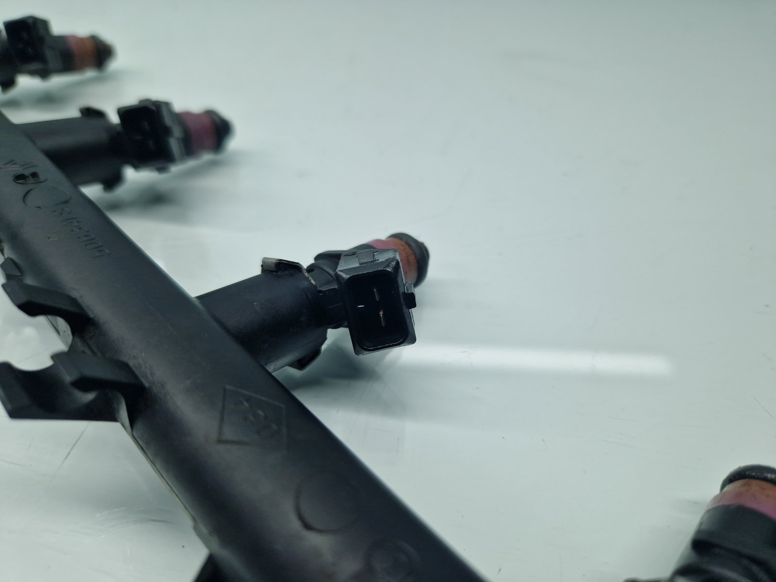 Rampa injectoare Renault Scenic 3 (J95) Facelift [Fabr 2009-2015] 8200135504 1.6 Benz K4M858 81KW / 110CP - imagine 5