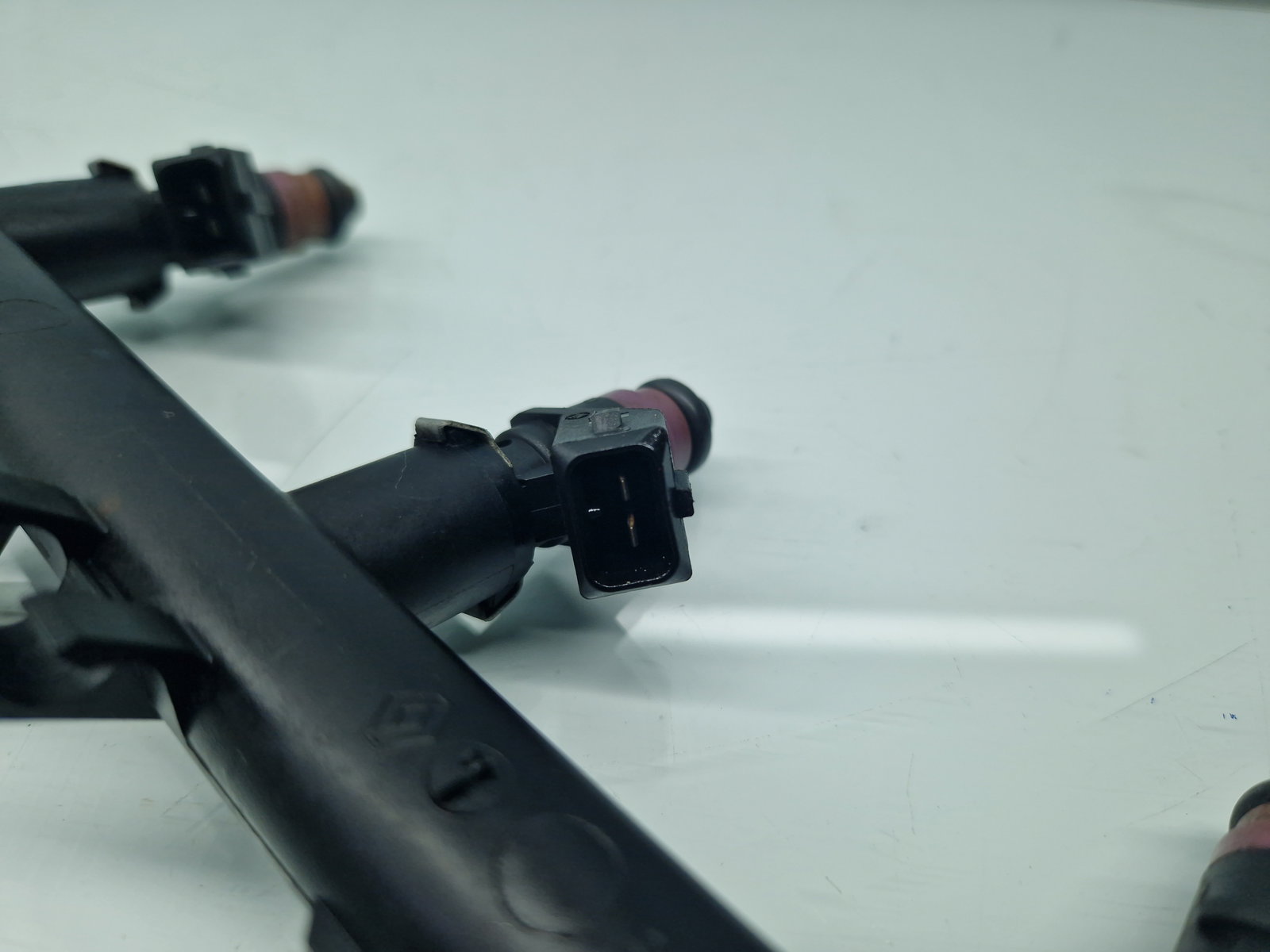 Rampa injectoare Renault Scenic 3 (J95) Facelift [Fabr 2009-2015] 8200135504 1.6 Benz K4M858 81KW / 110CP - imagine 6