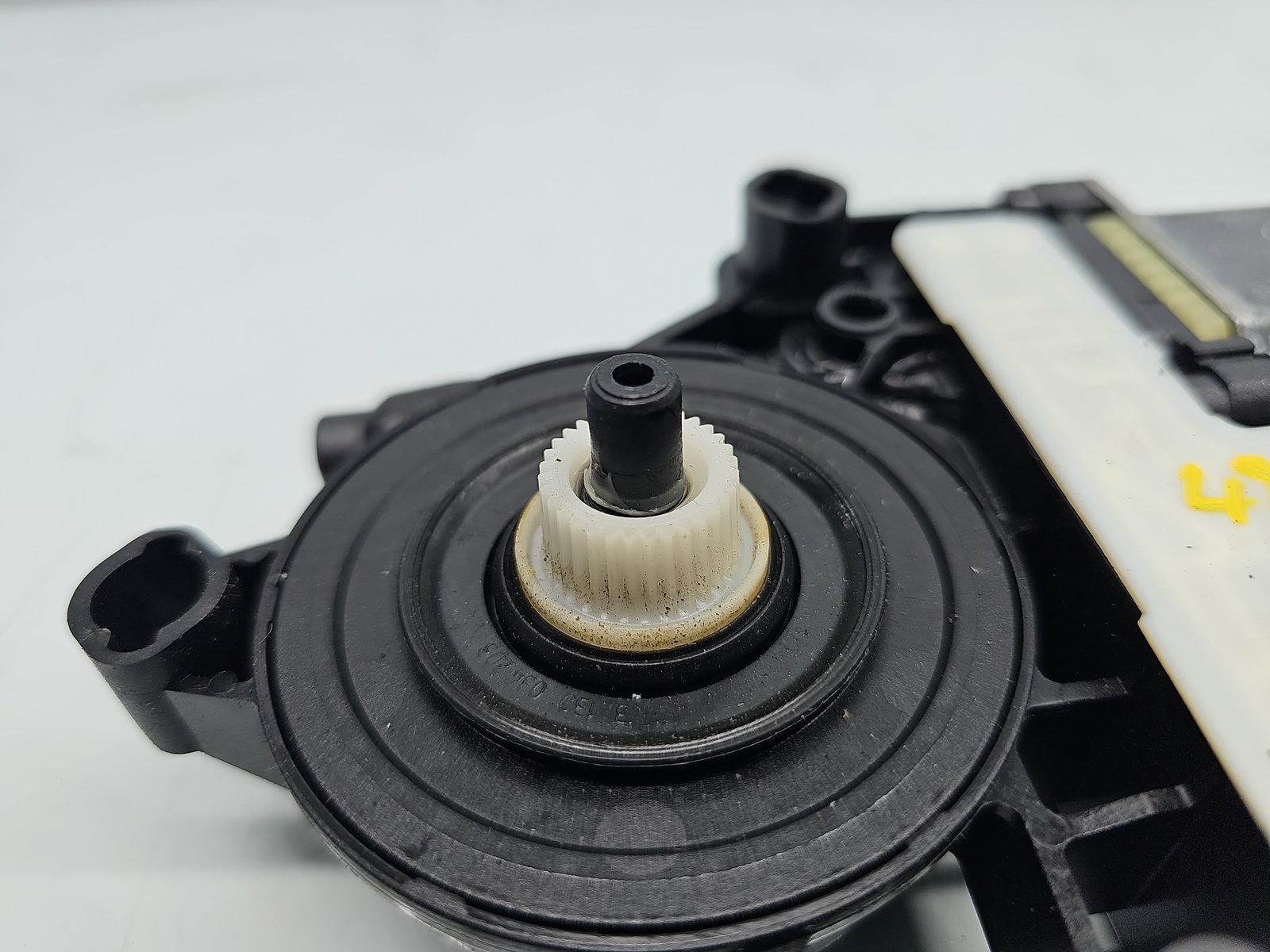 Motoras geam stanga spate Seat Leon (5F1) [Fabr 2012-2018] 5Q0959811A - imagine 3