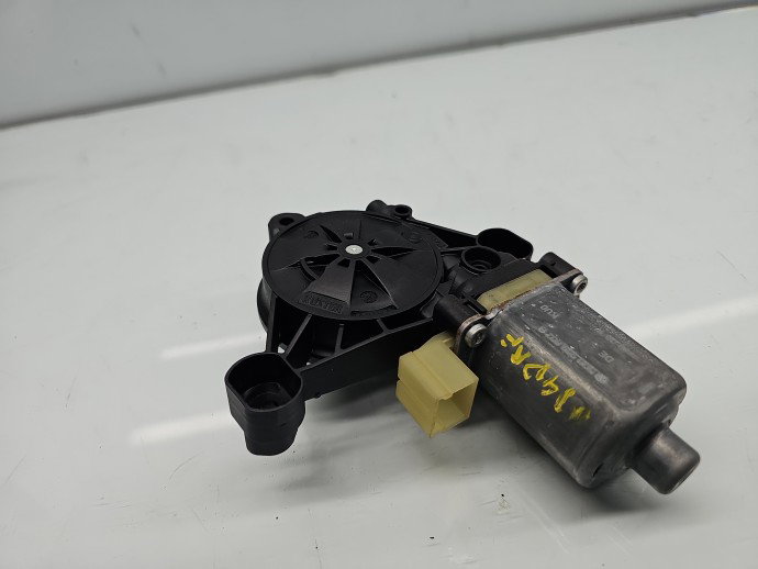 Motoras geam dreapta fata Seat Leon (5F1) [Fabr 2012-2018] 5Q0959802B