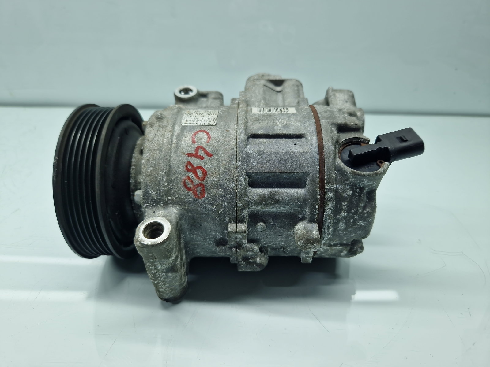 Compresor clima Volkswagen Golf 6 (5K1) [Fabr 2009-2013] 5N0820803F 1.6 TDI CAYC 77KW / 105CP - imagine 3