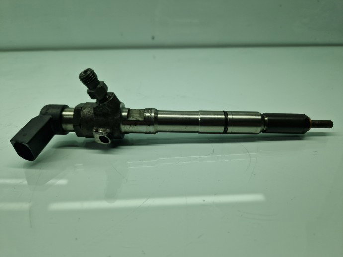 Injector Volkswagen Golf 6 (5K1) [Fabr 2009-2013] 03L130277S 1.6 TDI CAYC 77KW / 105CP