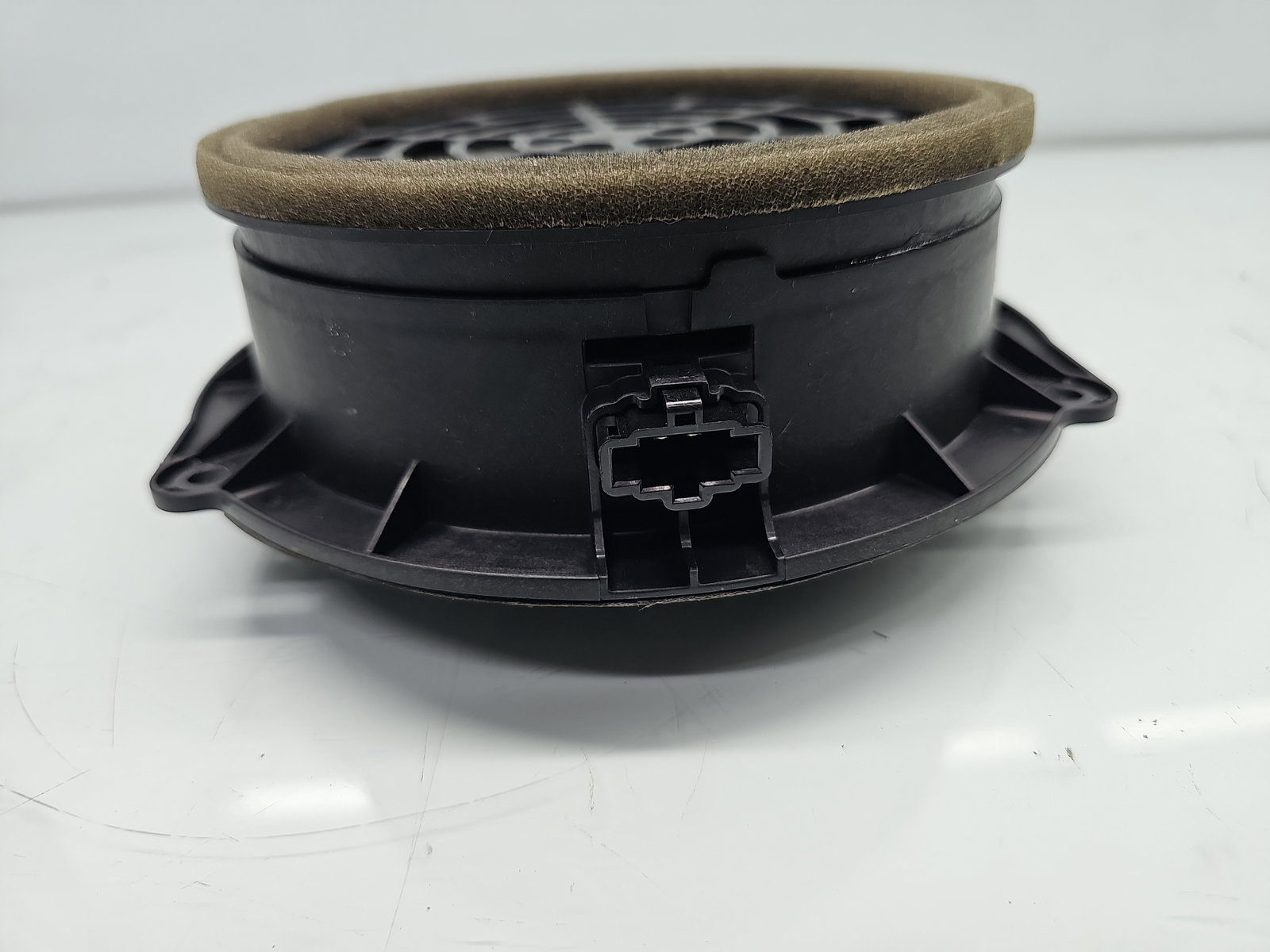 Boxa stanga spate AUDI A6 (4G2, C7) [Fabr 2012-2017] 4G1035411 - imagine 3