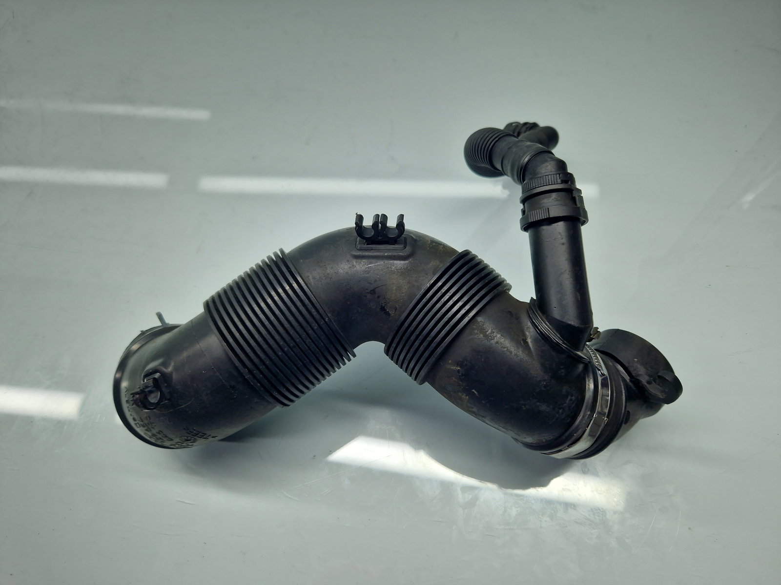 Tub admisie aer Volkswagen Golf 6 (5K1) [Fabr 2009-2013] 3C0129635 1.6 TDI CAYC 77KW / 105CP - imagine 2