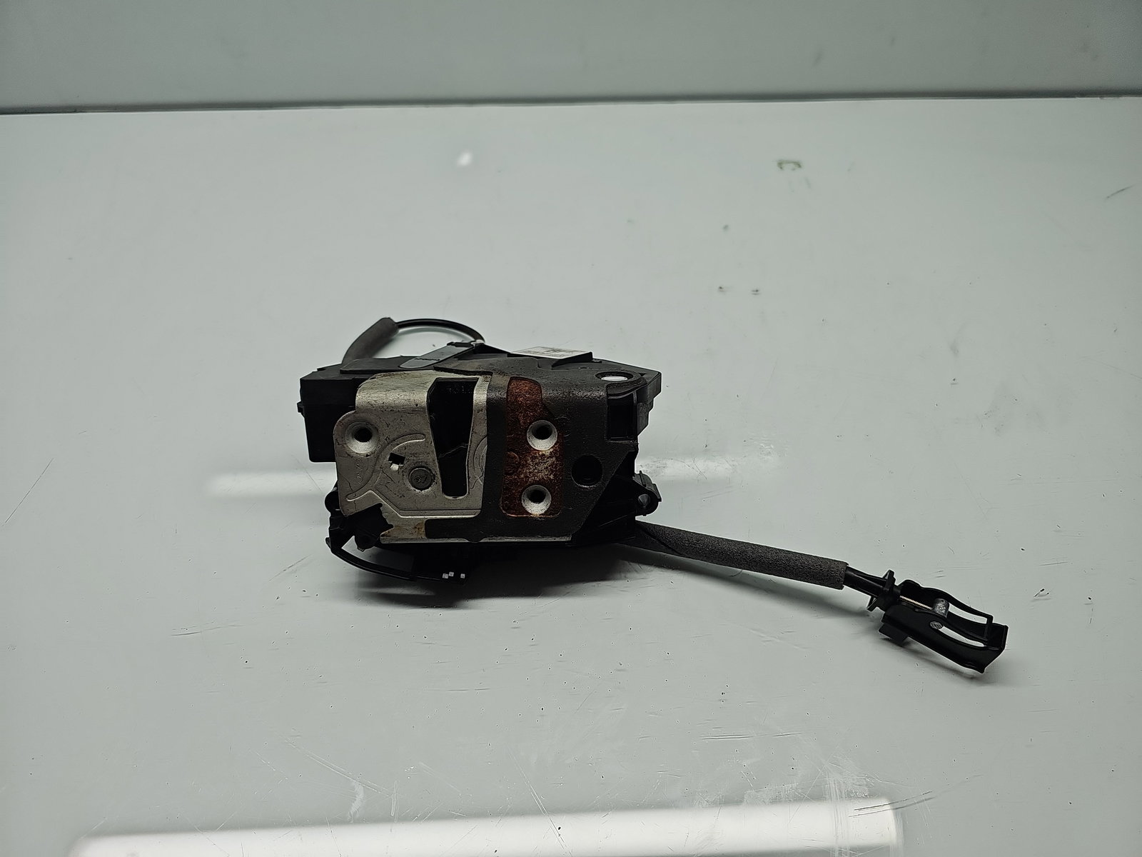 Broasca usa dreapta spate Ford Focus 3 Hatchback [Fabr 2011-2015] BM5A-A26412-BC - imagine 1