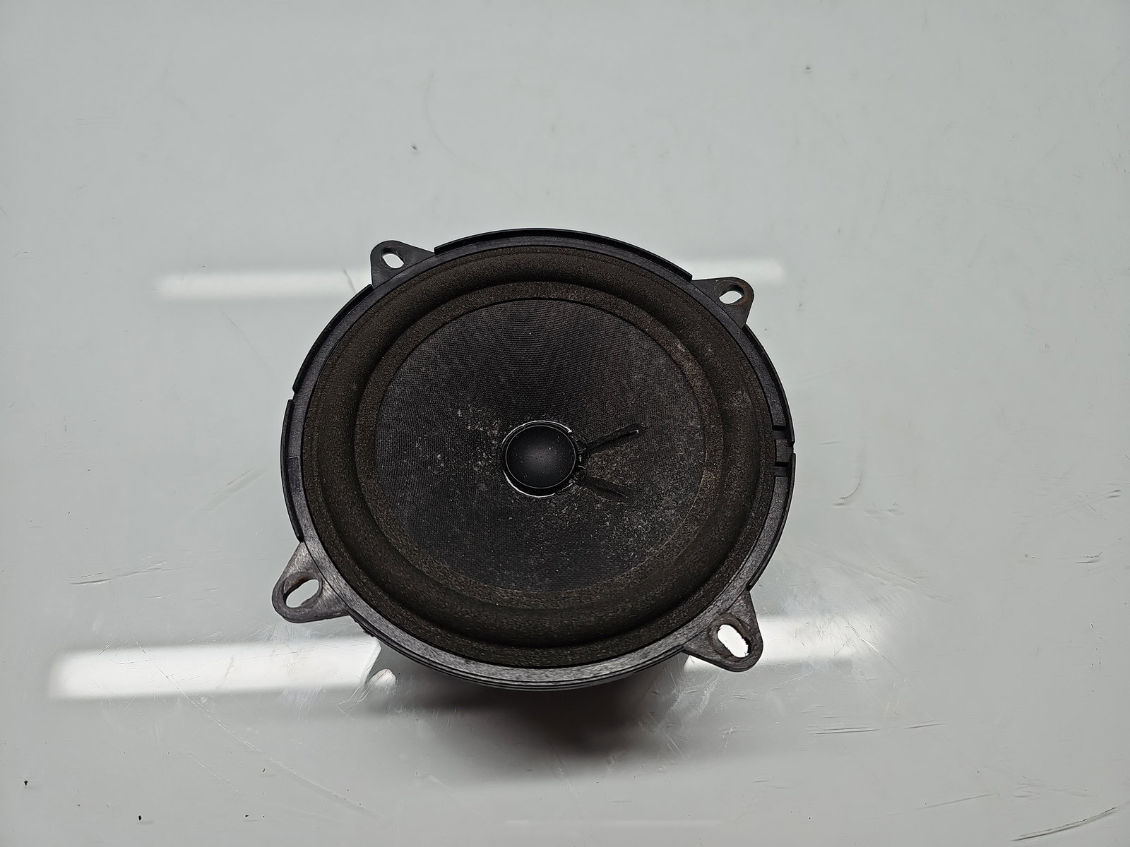 Boxa stanga spate Dacia Duster [Fabr 2010-2017] OEM - imagine 1