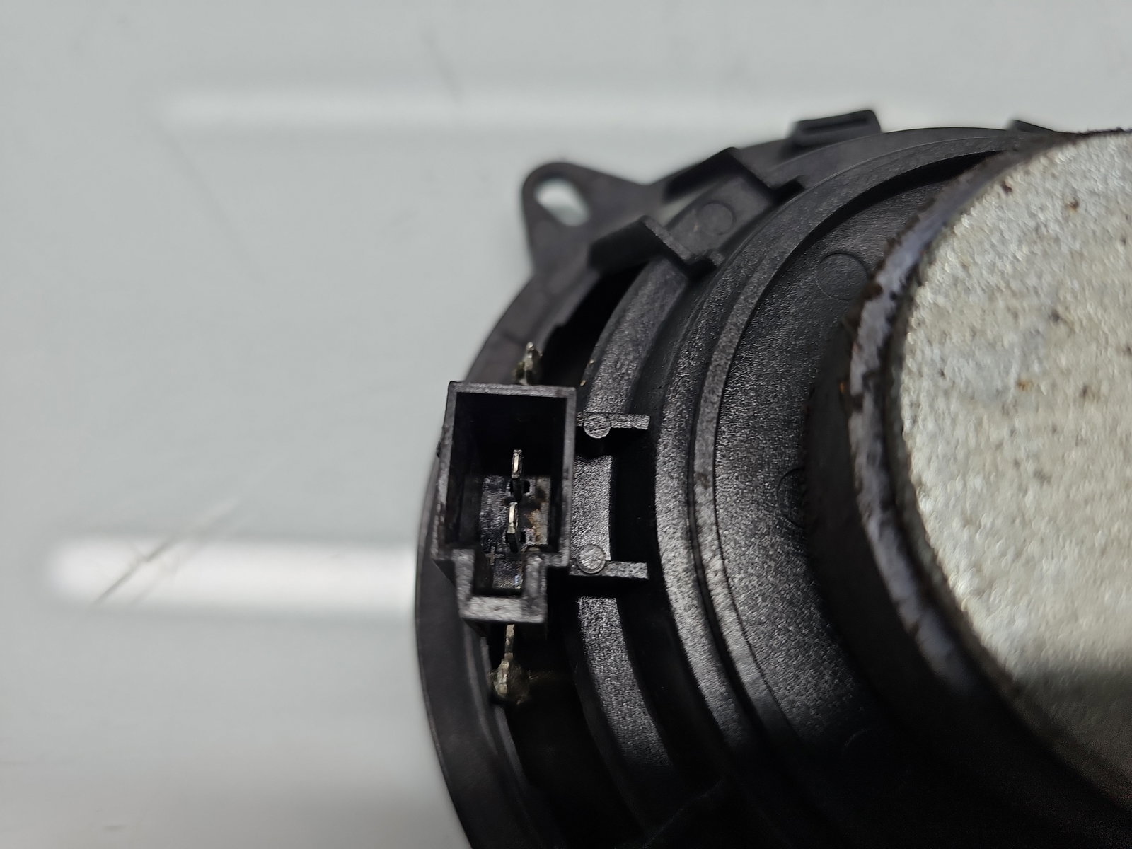 Boxa stanga spate Dacia Duster [Fabr 2010-2017] OEM - imagine 2