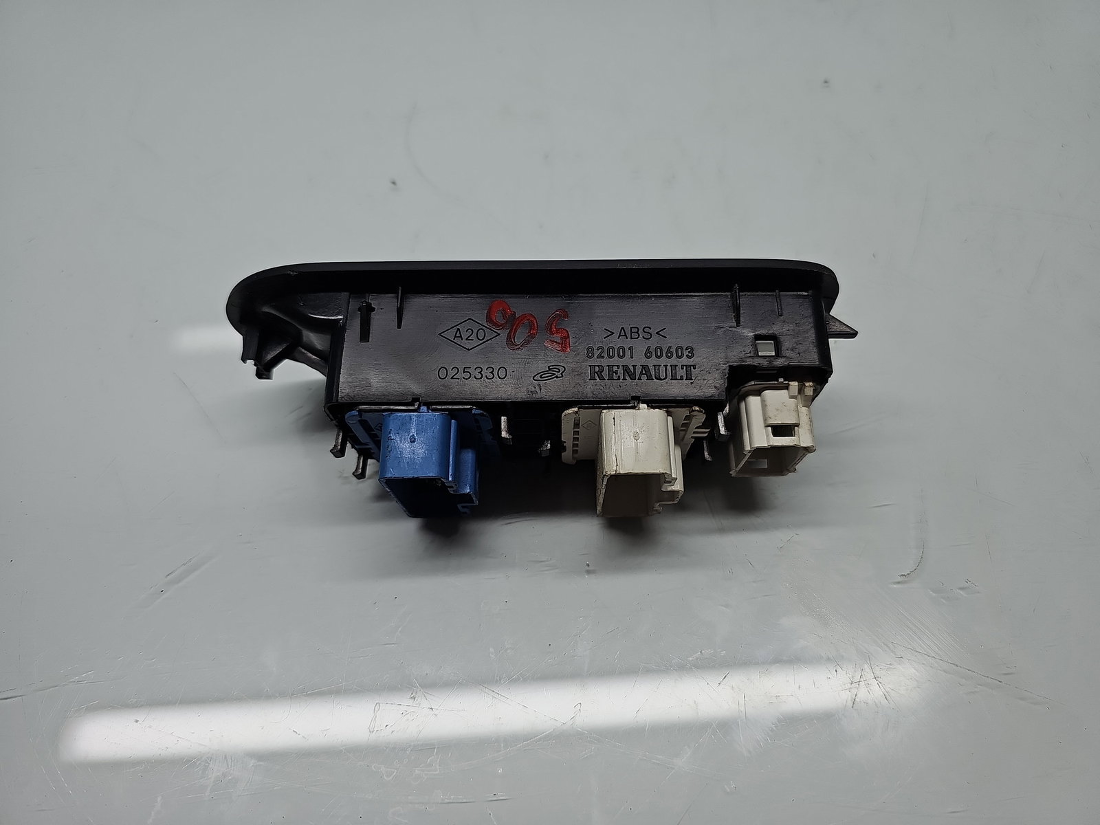 Butoane comanda geamuri sofer Dacia Duster [Fabr 2010-2017] 8200160603 - imagine 2