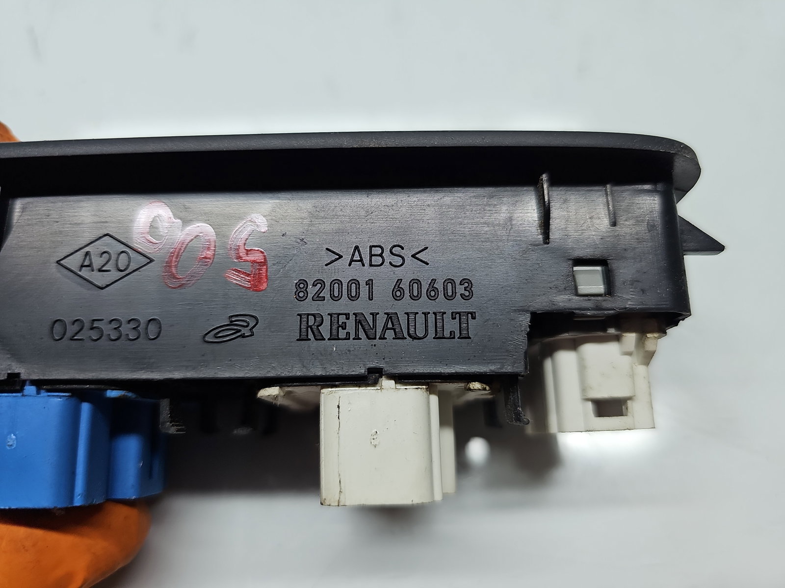 Butoane comanda geamuri sofer Dacia Duster [Fabr 2010-2017] 8200160603 - imagine 4