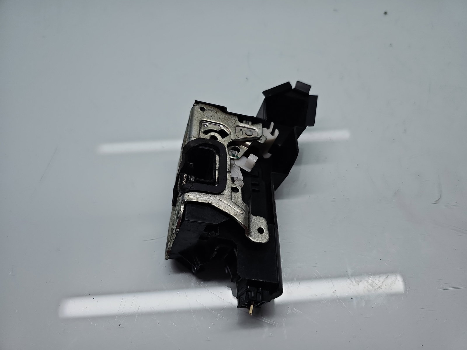 Broasca usa stanga fata Dacia Duster [Fabr 2010-2017] 805039187R - imagine 4