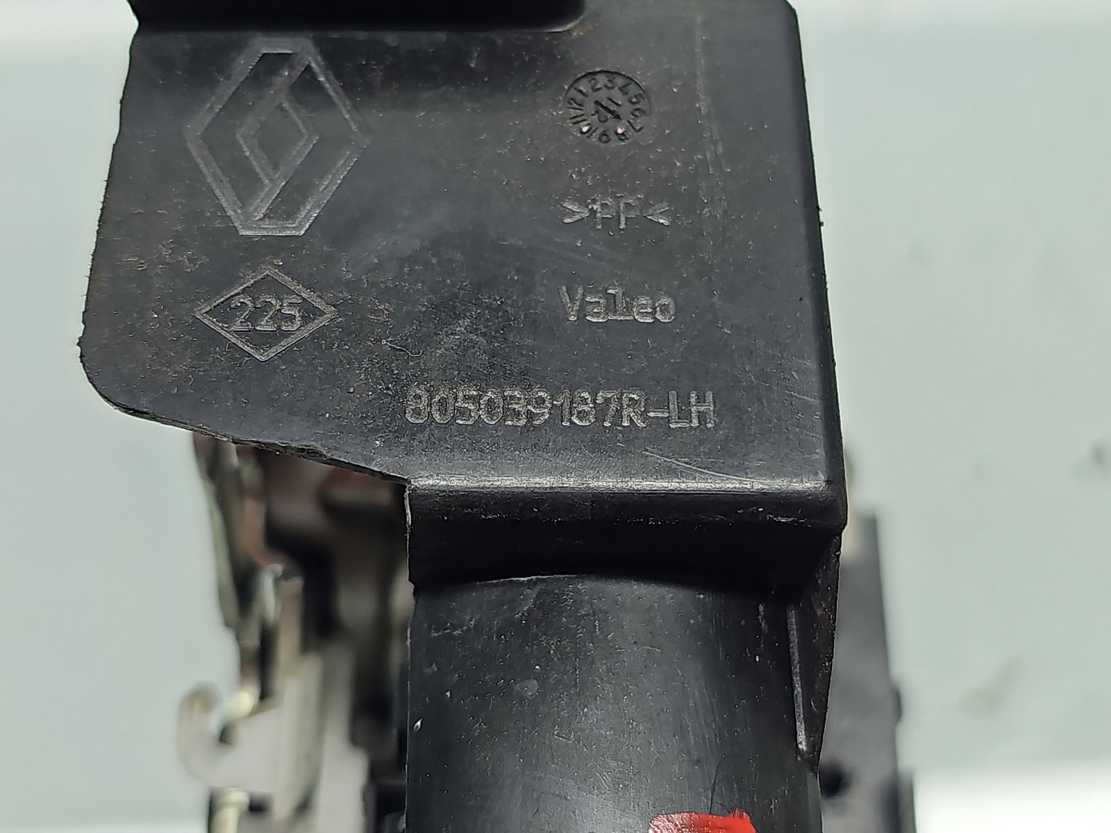 Broasca usa stanga fata Dacia Duster [Fabr 2010-2017] 805039187R - imagine 5