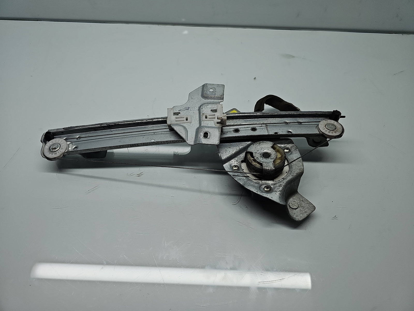 Macara electrica geam stanga spate Dacia Duster [Fabr 2010-2017] 827213586R - imagine 4