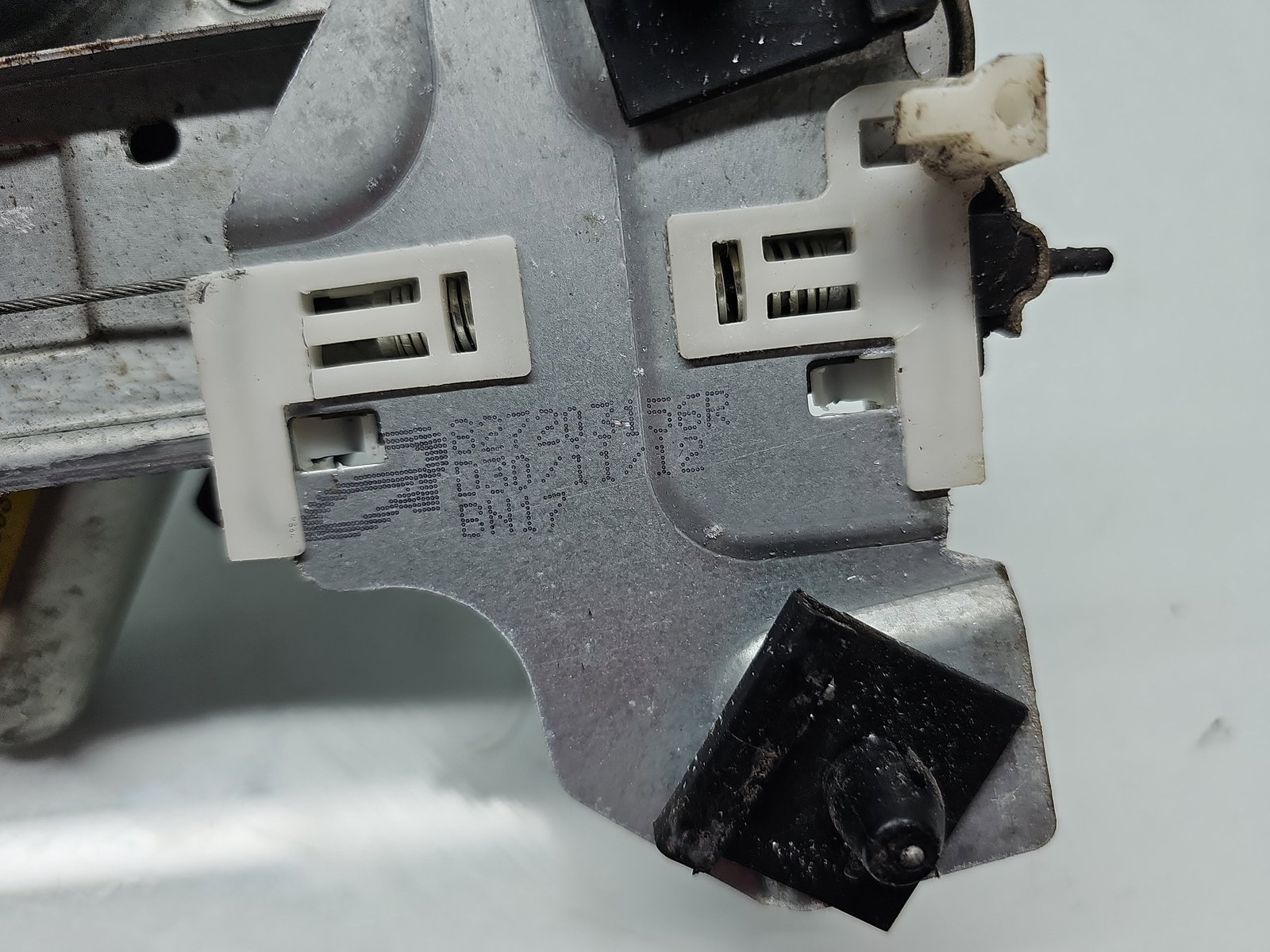 Macara electrica geam dreapta spate Dacia Duster [Fabr 2010-2017] 827203156R - imagine 4