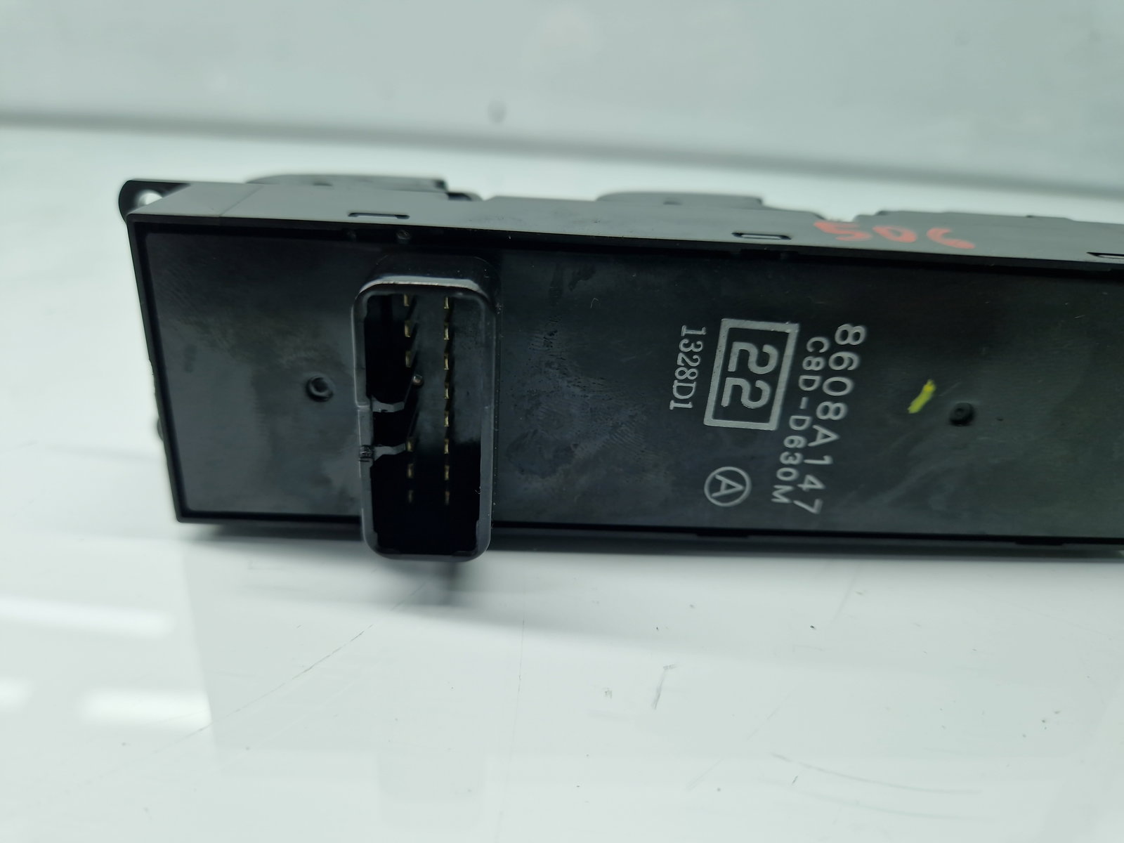 Butoane comanda geamuri sofer PEUGEOT 4007 [Fabr 2007-2012] 8608A147 - imagine 4