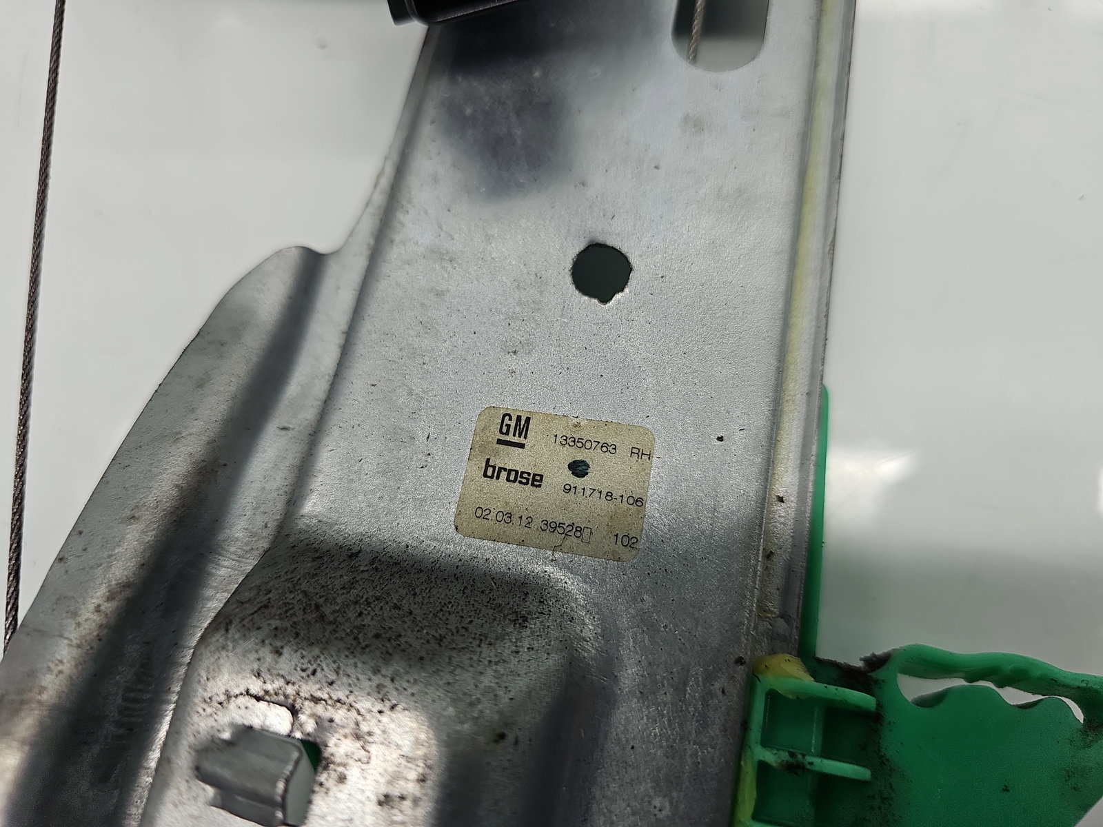 Macara manuala geam dreapta spate Opel Astra J [Fabr 2009-2015] 13350763 - imagine 5