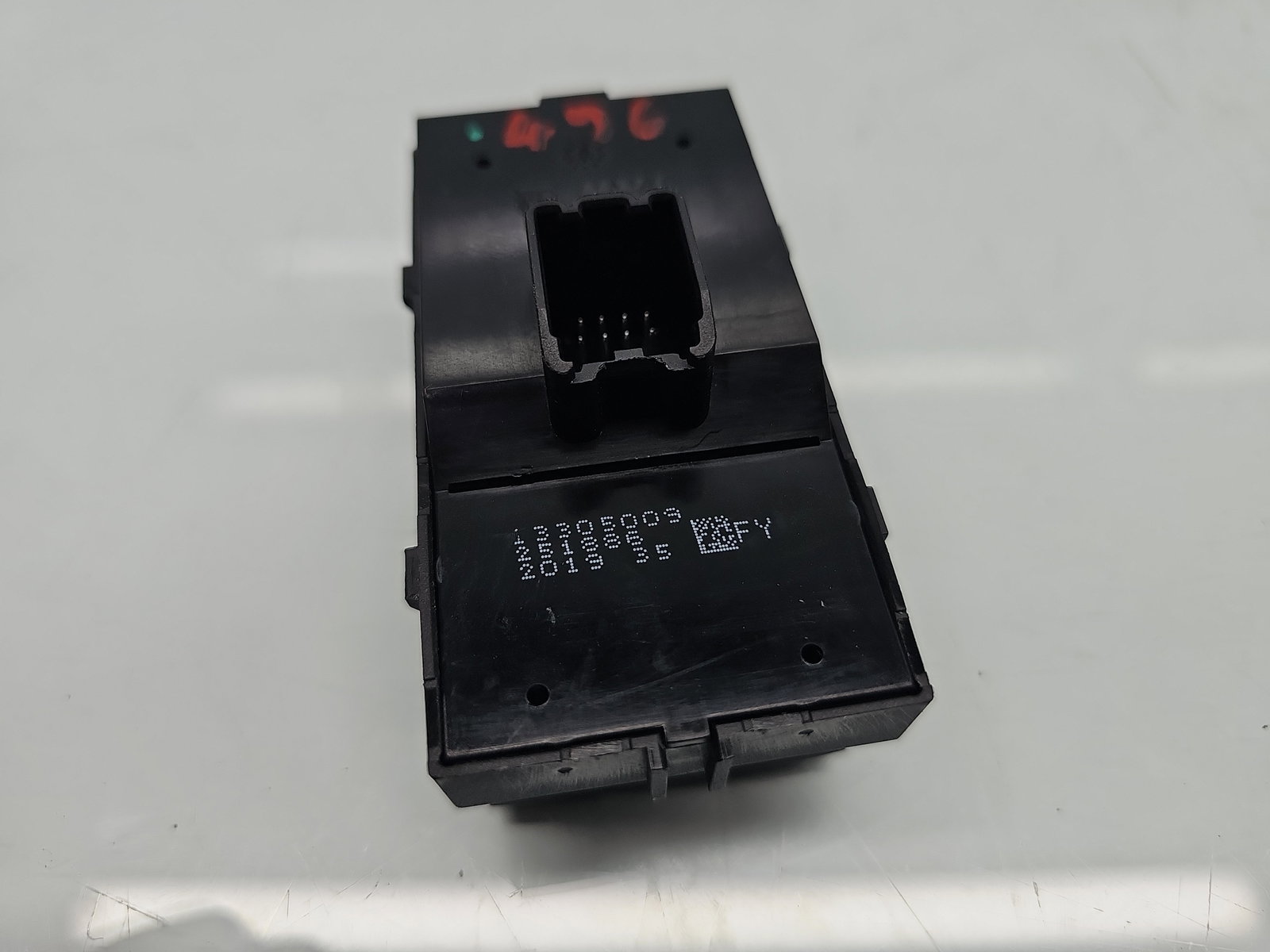 Butoane comanda geamuri sofer Opel Astra J [Fabr 2009-2015] 13305009 - imagine 6