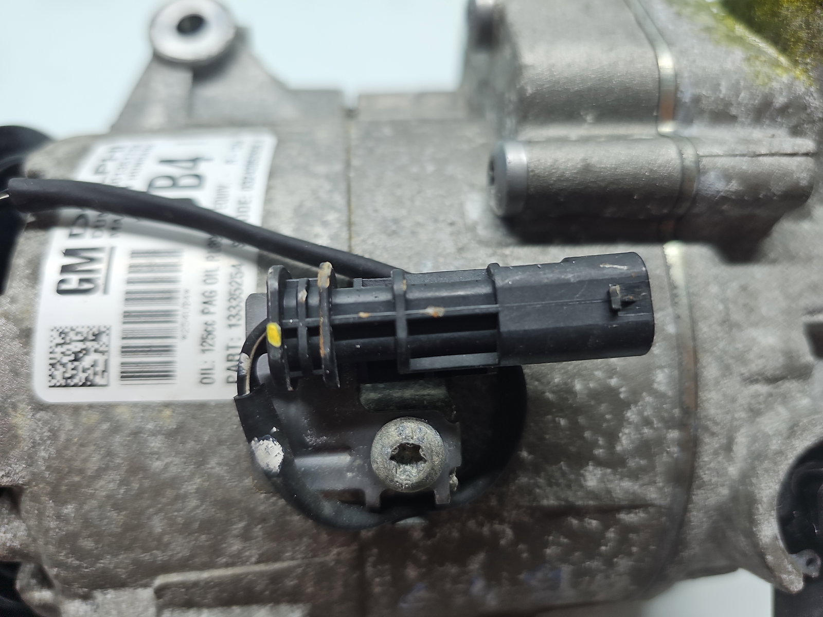 Compresor clima Opel Astra J [Fabr 2009-2015] 13335254 1.6 Benz A16XER 85KW / 115CP - imagine 3