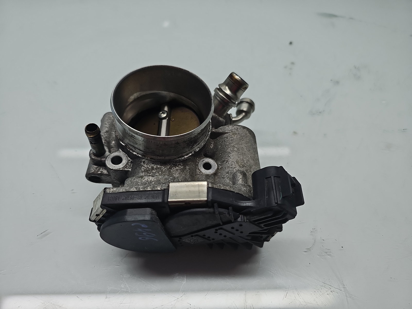 Clapeta acceleratie Opel Astra J [Fabr 2009-2015] 55561495 1.6 Benz A16XER 85KW / 115CP - imagine 1