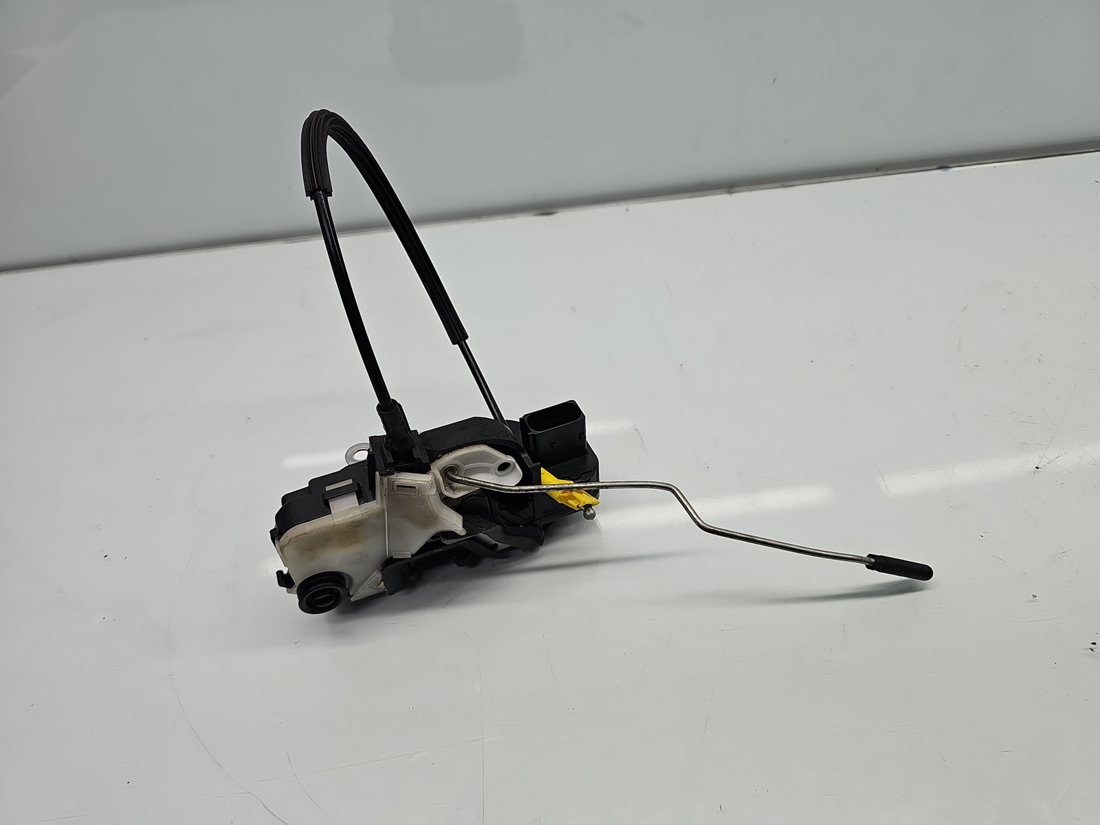 Broasca usa dreapta spate Opel Astra J [Fabr 2009-2015] 13579556 - imagine 2