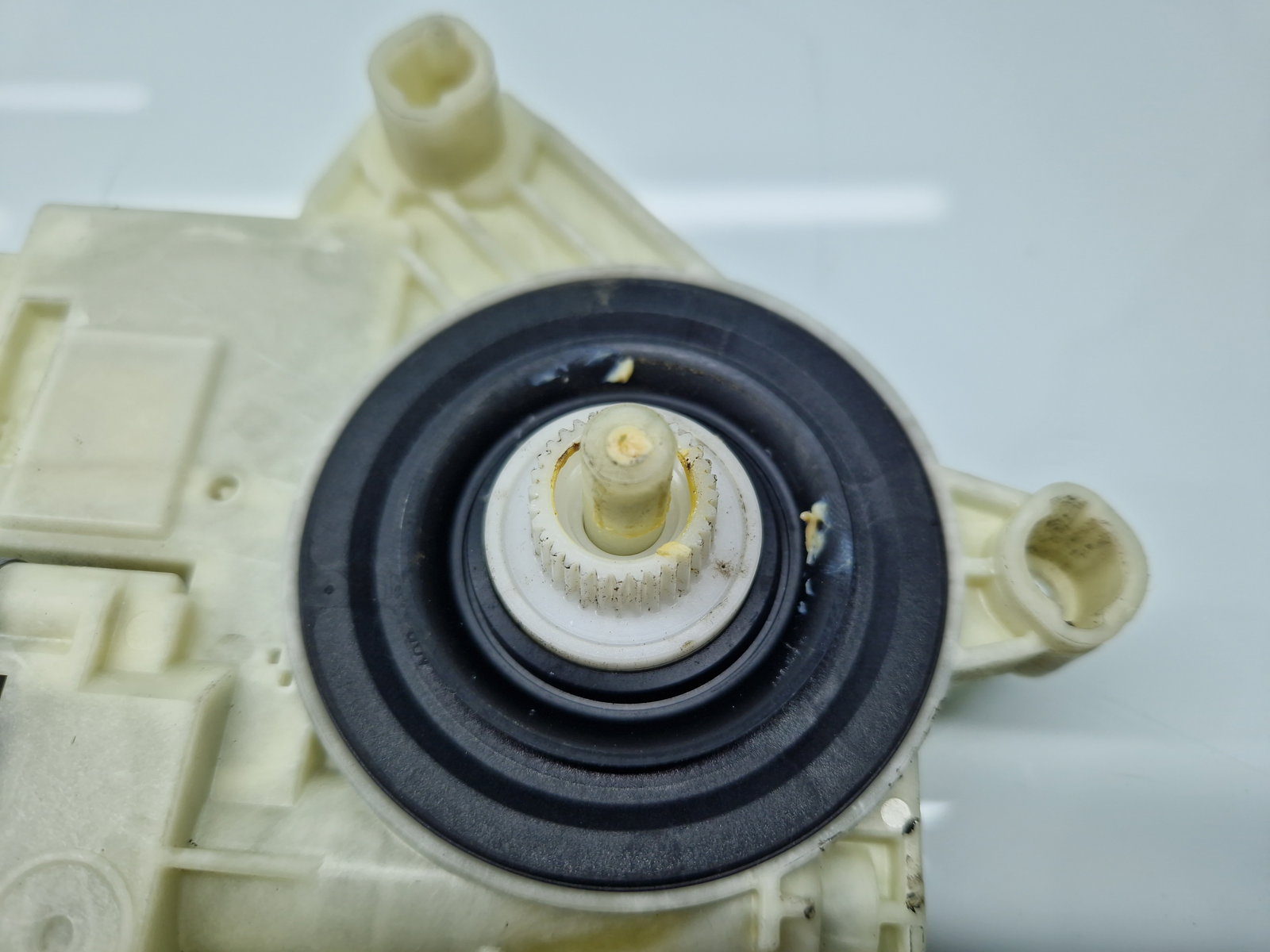 Motoras geam stanga spate Volkswagen Golf 7 (5G) [Fabr 2014-prezent] 5Q4959811A - imagine 3