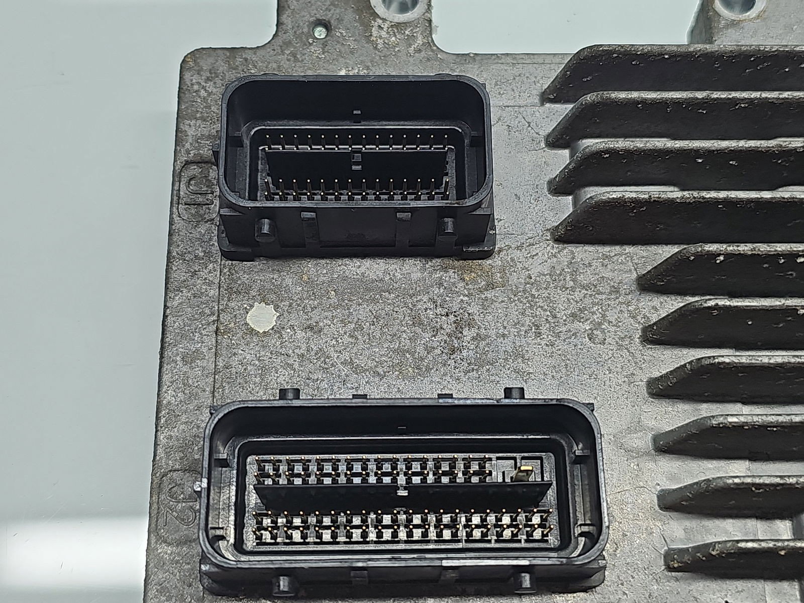 Calculator motor ECU Opel Meriva B [Fabr 2010-2017] 12647212 1.6 Benz A16XER 85KW / 115CP - imagine 3