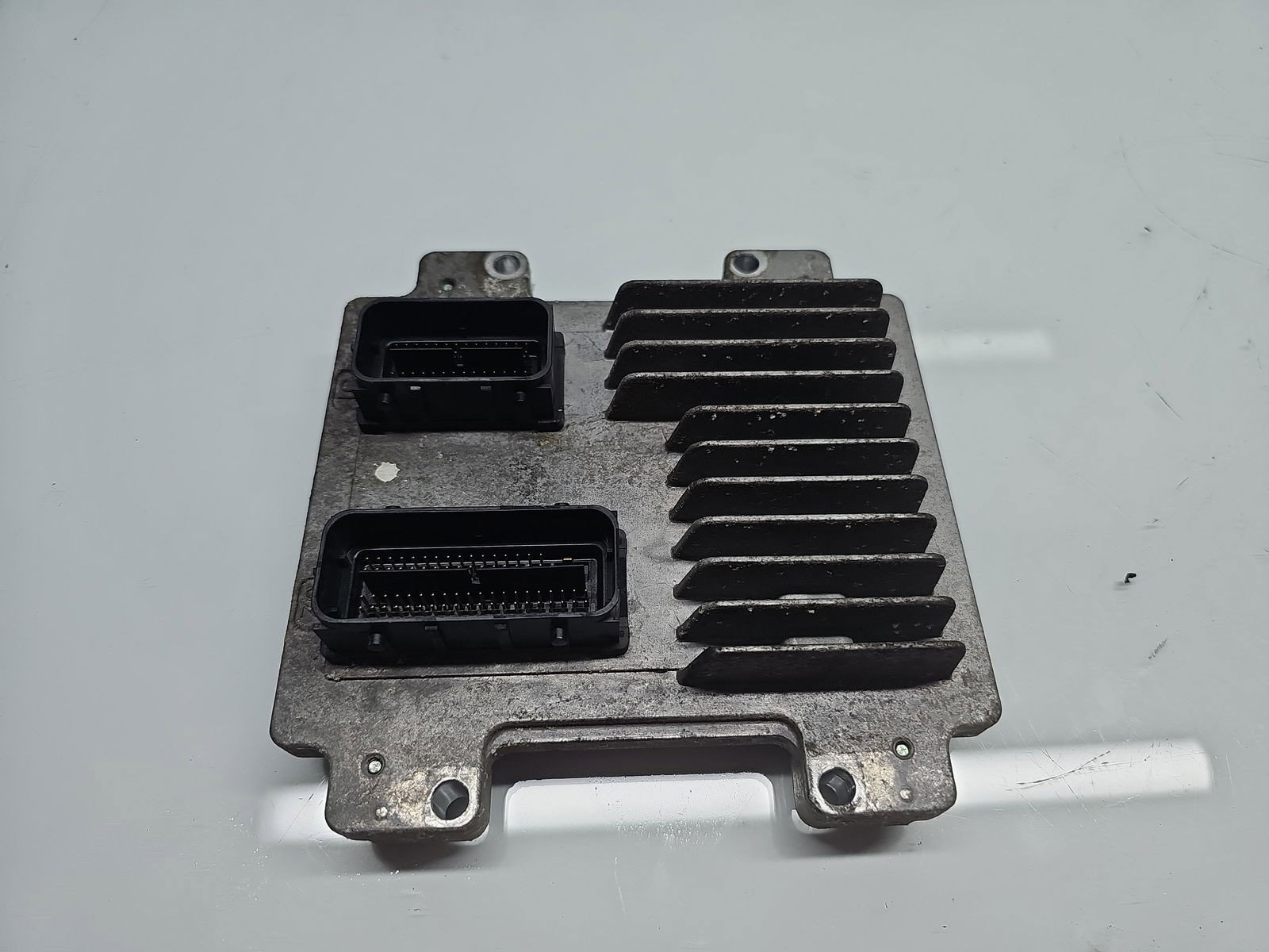 Calculator motor ECU Opel Meriva B [Fabr 2010-2017] 12647212 1.6 Benz A16XER 85KW / 115CP - imagine 4