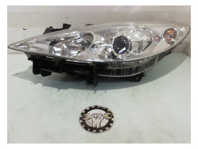 Far stanga Peugeot 307 1.6 benz OEM 2000-2008