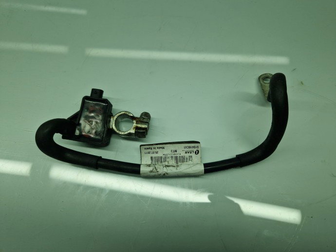 Borna baterie (-) Volkswagen Passat B7 (362) [Fabr 2010-2014] 1K0915181H