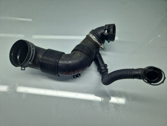 Tub admisie aer  Volkswagen Passat B7 (362) [Fabr 2010-2014] 3C0129635 1.6 TDI CAYC 77KW / 105CP