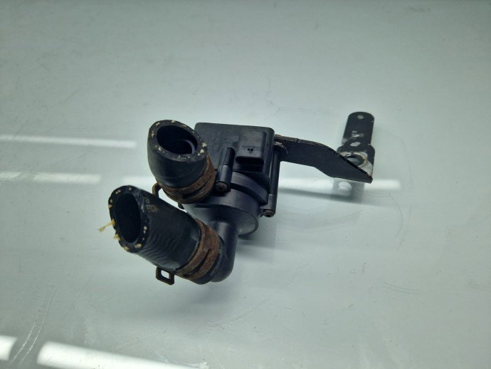 Pompa recirculare apa  Volkswagen Tiguan (5N) [Fabr 2007-2016] 5N0965561 1.6 TDI CAYC 77KW / 105CP