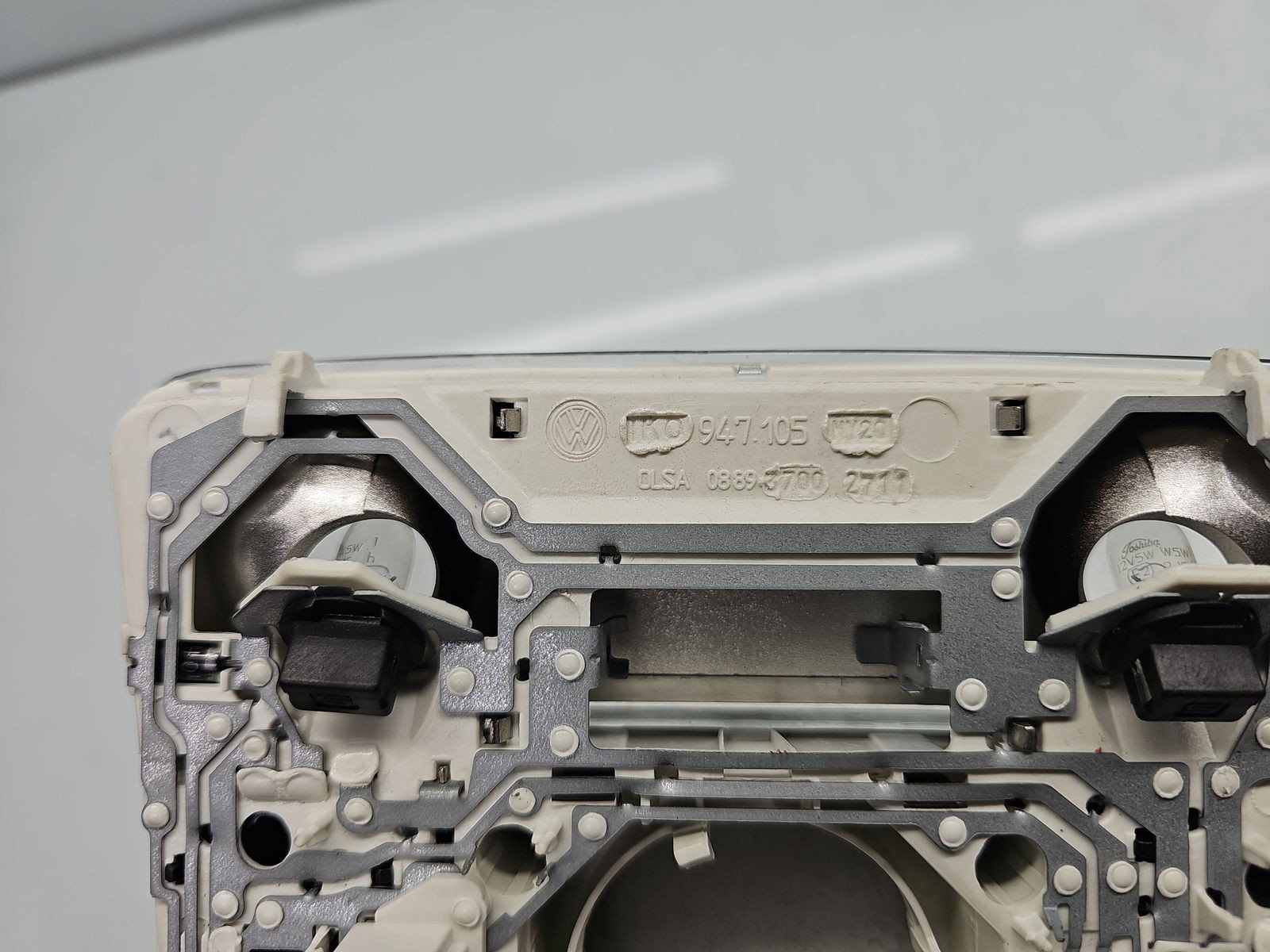 Plafoniera fata Volkswagen Passat CC (357) [Fabr 2008-2012] 1K0947105 - imagine 2