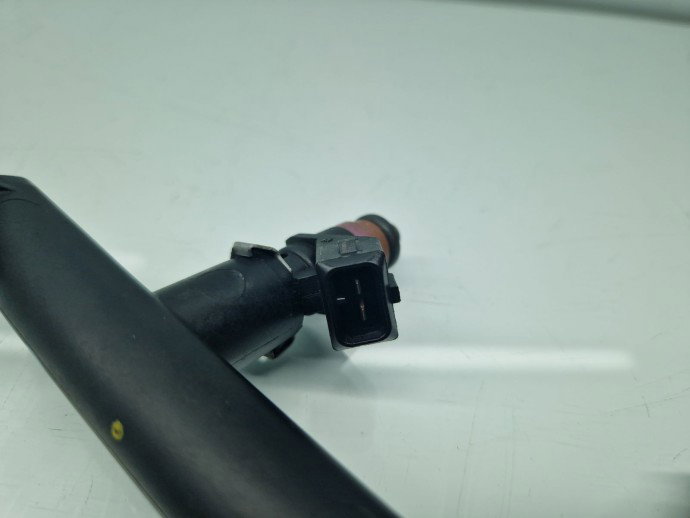 Rampa injectoare  Renault Megane 3 [Fabr 2008-2015] 8200135504 1.6 Benz K4M858 81KW / 110CP