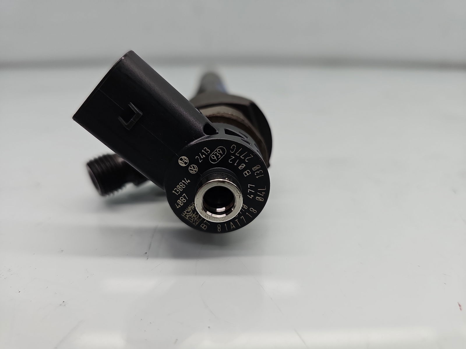 Injector AUDI Q5 (8RB) [ Fabr 2008-2016] 04L130277G 2.0 TDI CAGA 105KW / 143CP - imagine 2