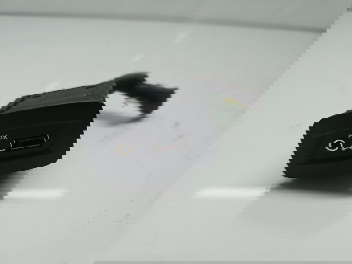  Conector auxiliar USB Renault Scenic 3 (J95) Facelift [Fabr 2009-2015] 280230006R