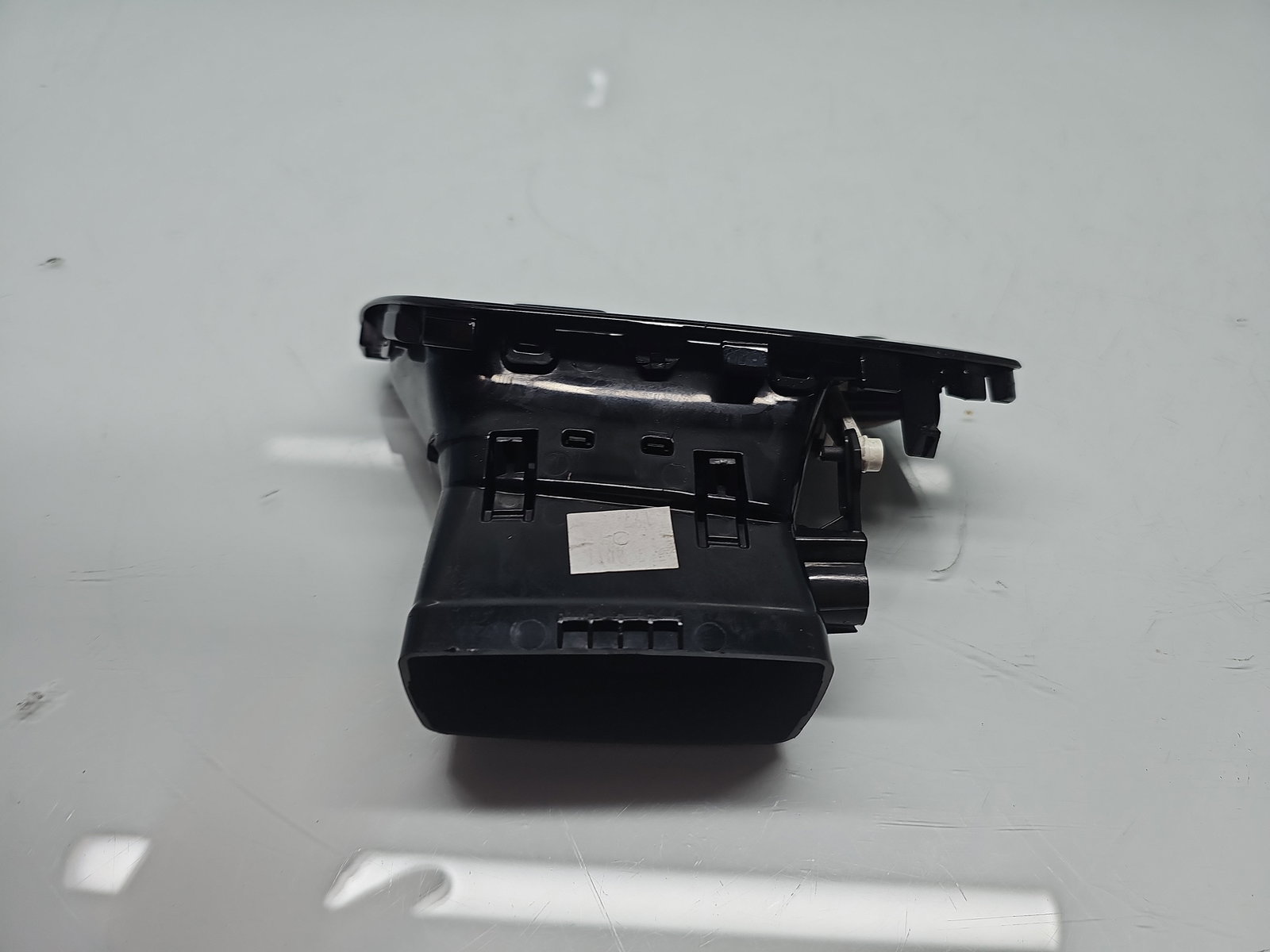 Grila aerisire stanga Renault Scenic 3 (J95) Facelift [Fabr 2009-2015] OEM - imagine 3