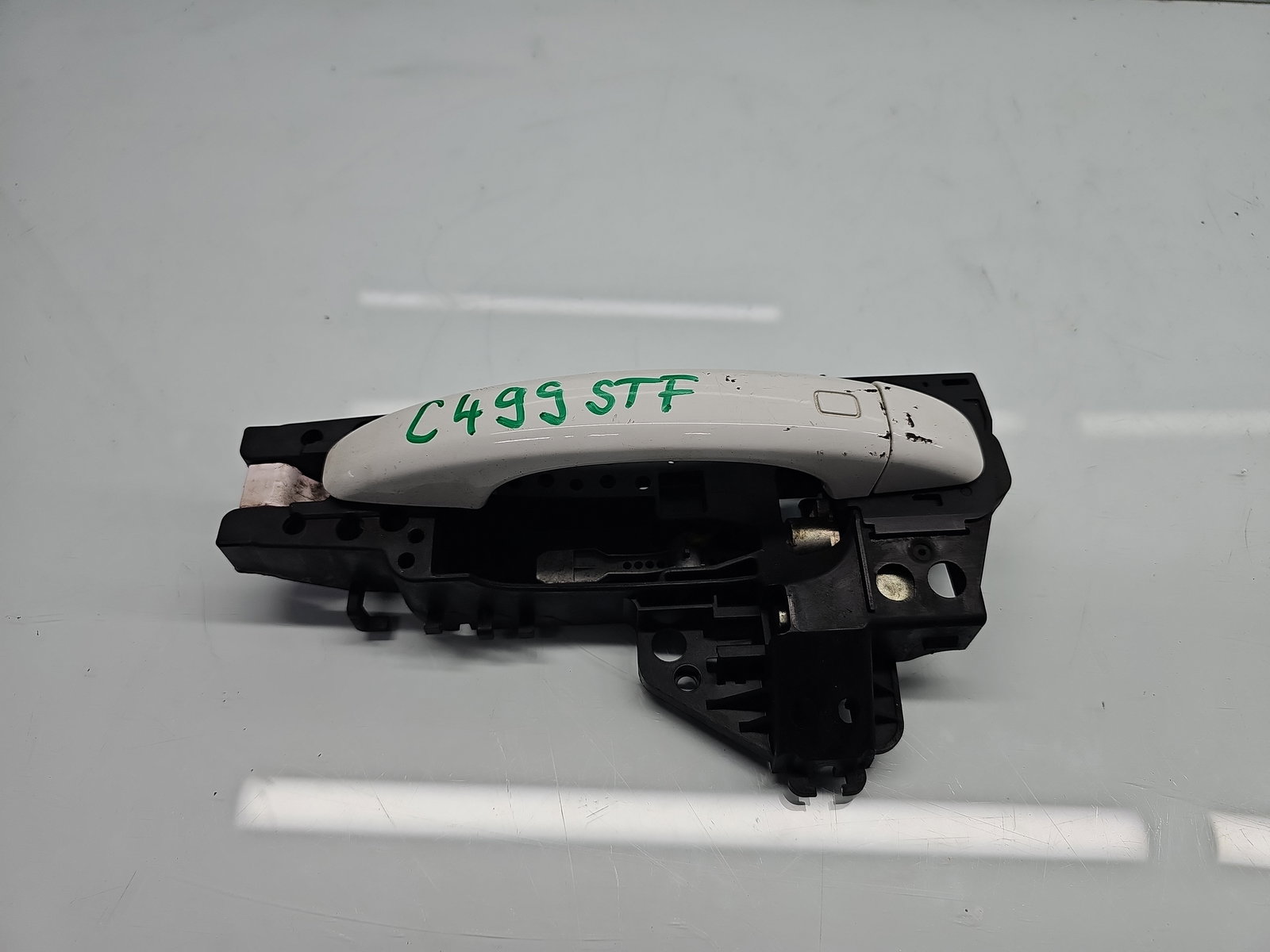 Maner usa stanga fata AUDI A4 (8K5, B8) Avant [Fabr 2008-2015] LY9C - imagine 1