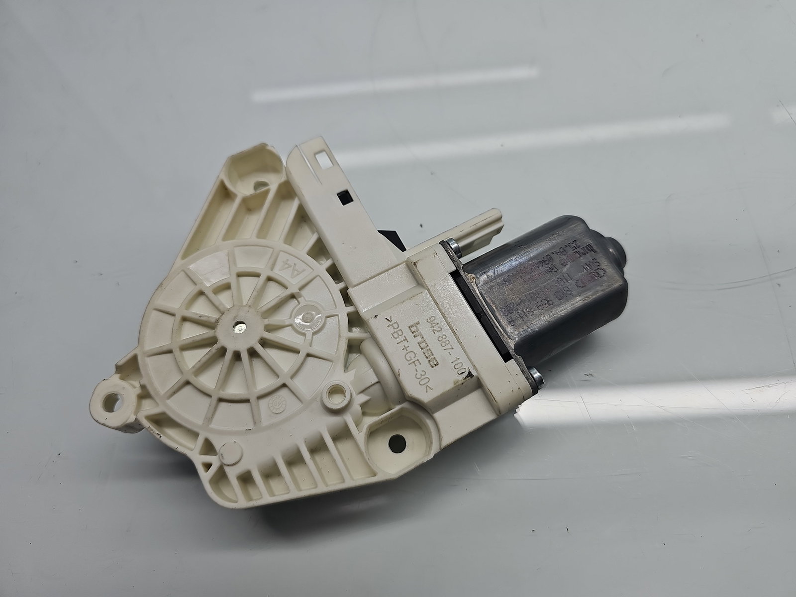 Motoras geam stanga spate AUDI A4 (8K5, B8) Avant [Fabr 2008-2015] 8K0959811A - imagine 4