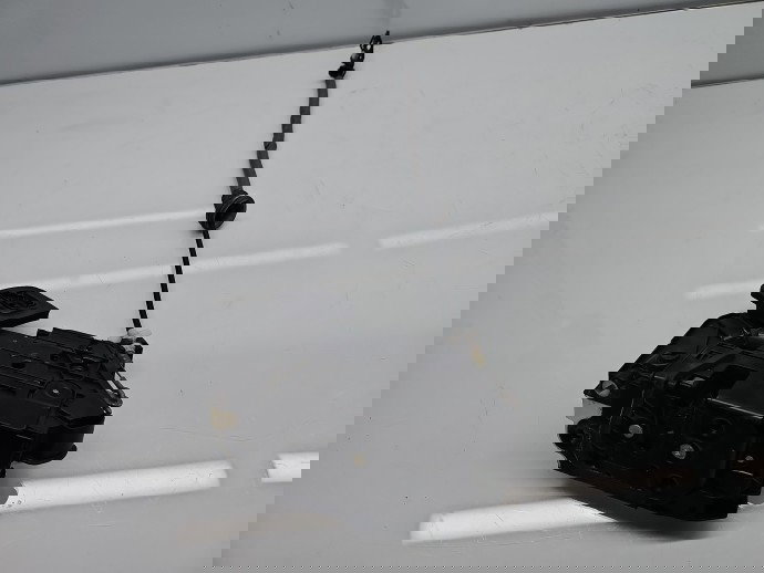 Broasca usa stanga spate Volkswagen Golf 7 (5G) [Fabr 2014-prezent] 5K4839015R