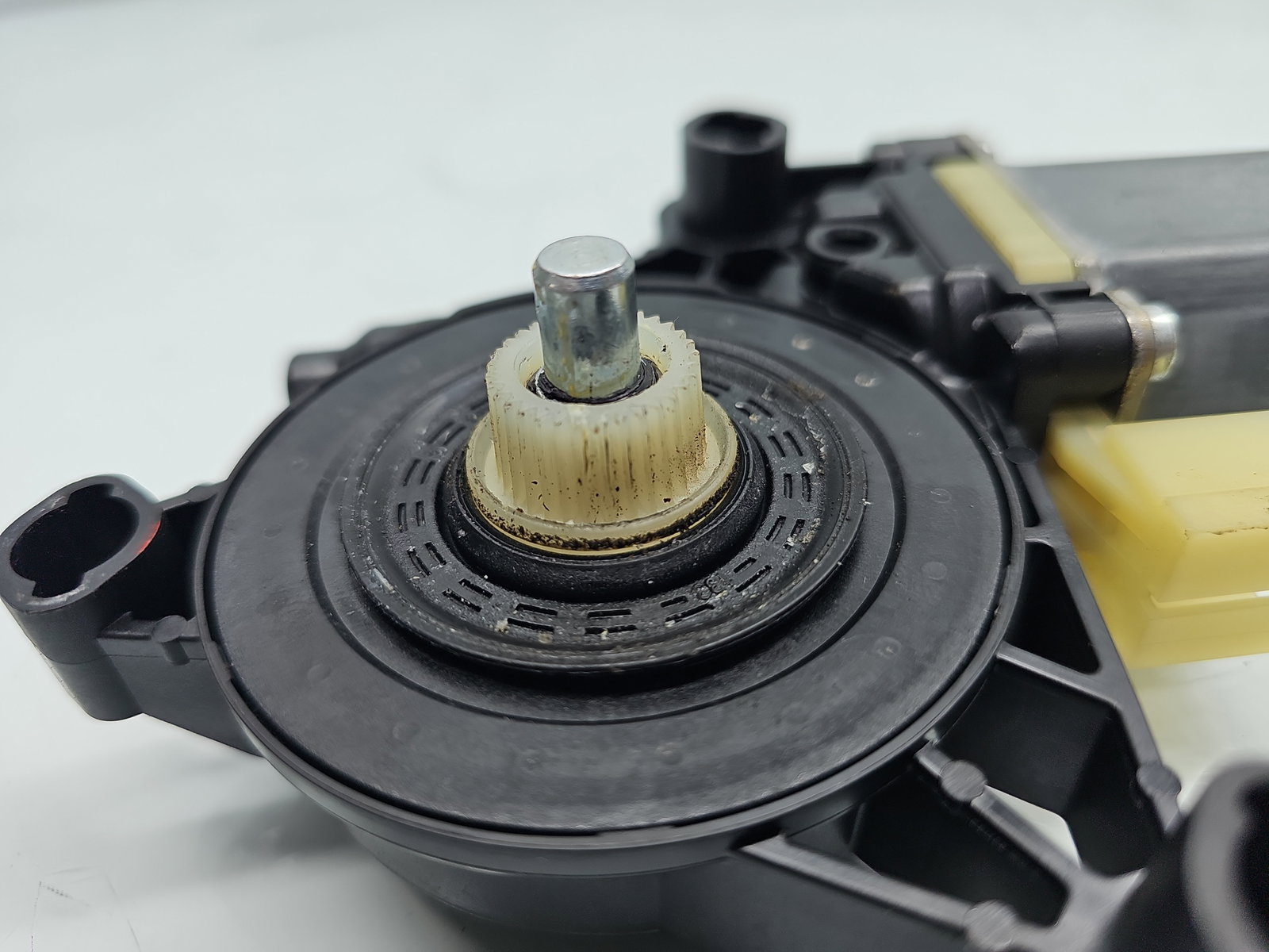 Motoras geam stanga fata Volkswagen Golf 7 (5G) [Fabr 2014-prezent] 5Q0959801B - imagine 2