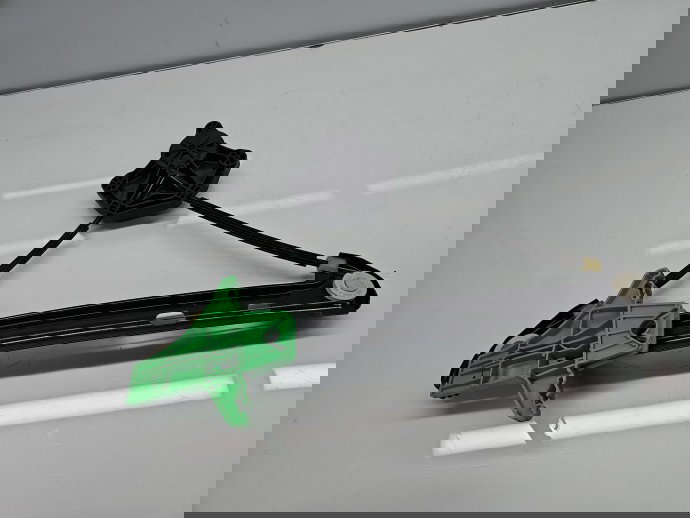 Macara electrica geam stanga spate Volkswagen Golf 7 (5G) [Fabr 2014-prezent] 5G4839461C