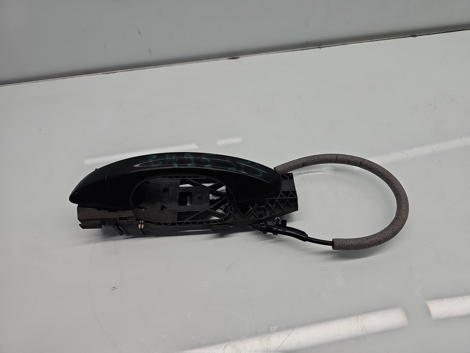 Maner usa stanga spate Volkswagen Golf 7 (5G) [Fabr 2014-prezent] LC9X - imagine 1