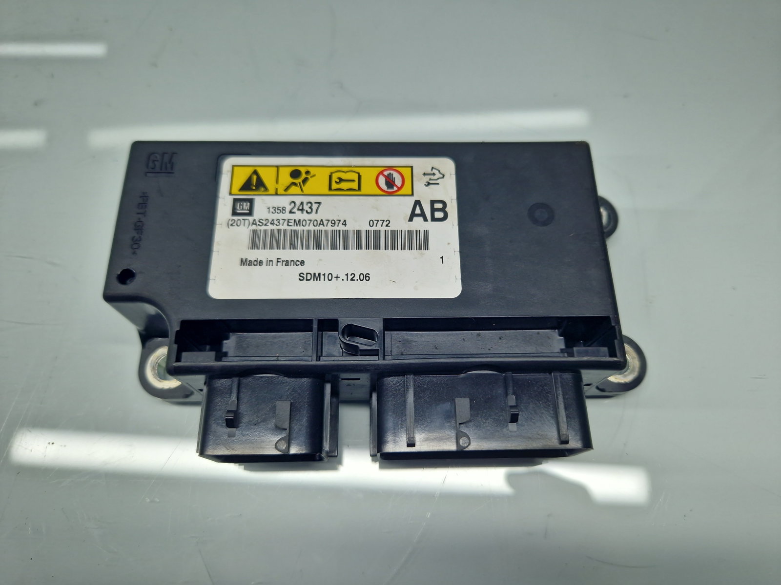 Calculator airbag Opel Astra J [Fabr 2009-2015] 13582437 1.6 Benz A16XER 85KW / 115CP - imagine 1