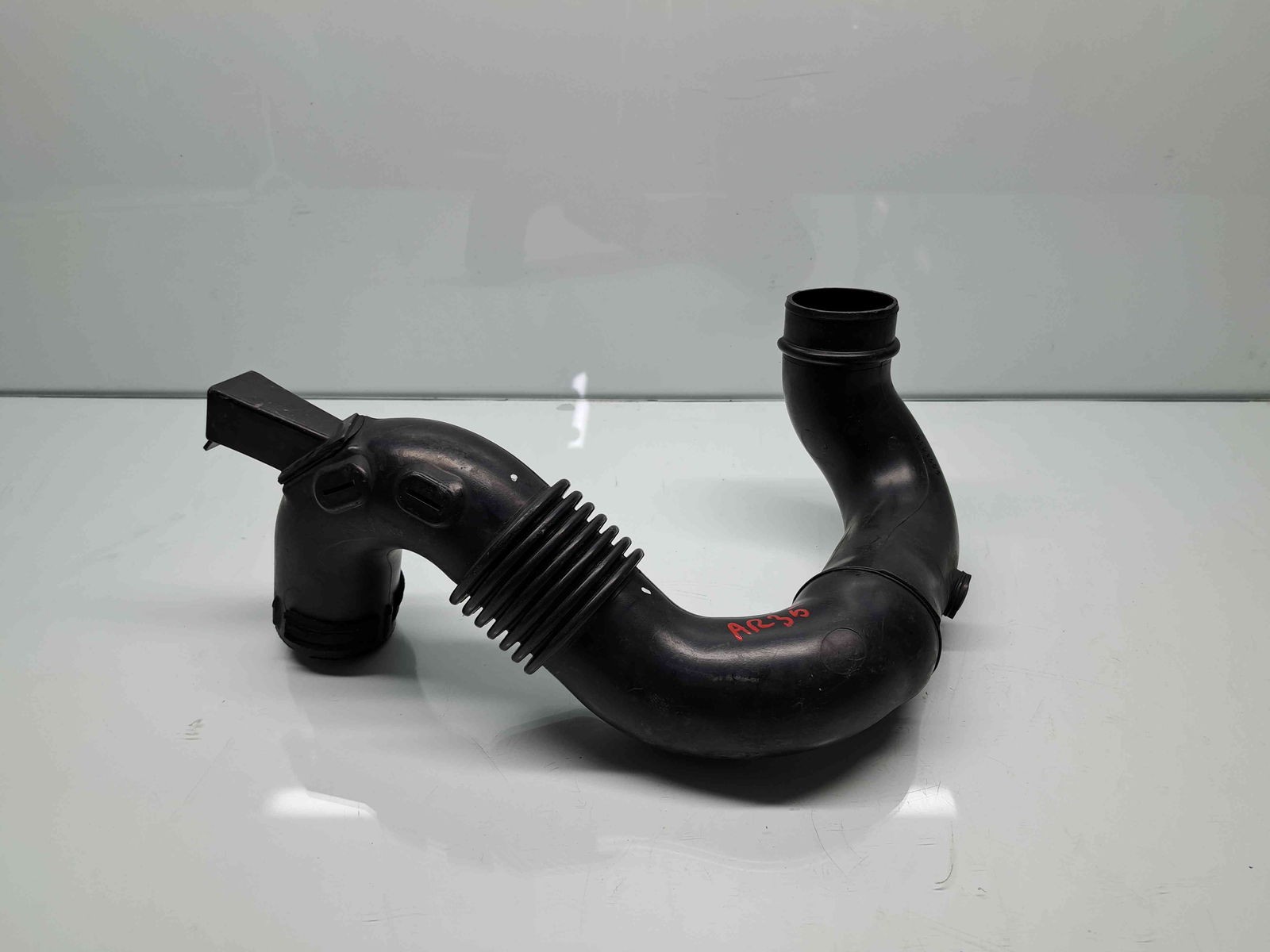 Tub admisie aer Renault Master III [Fabr 2009-2015] 165554107R 2.3 dCi M9T-870 96KW / 130CP - imagine 1