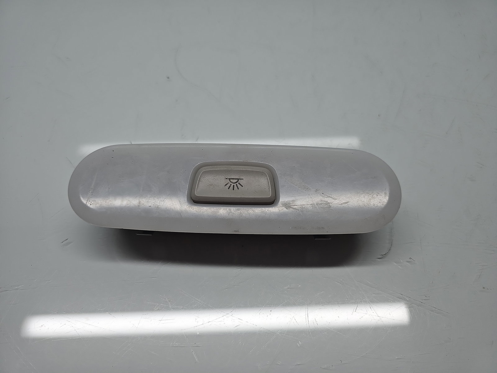 Plafoniera spate AUDI A4 (8K5, B8) Avant [Fabr 2008-2015] 8T0947111 - imagine 1