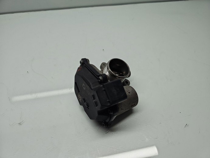 Clapeta acceleratie  AUDI Q5 (8RB) [ Fabr 2008-2016] 04L131501B 2.0 TDI CNHA 140KW / 190CP