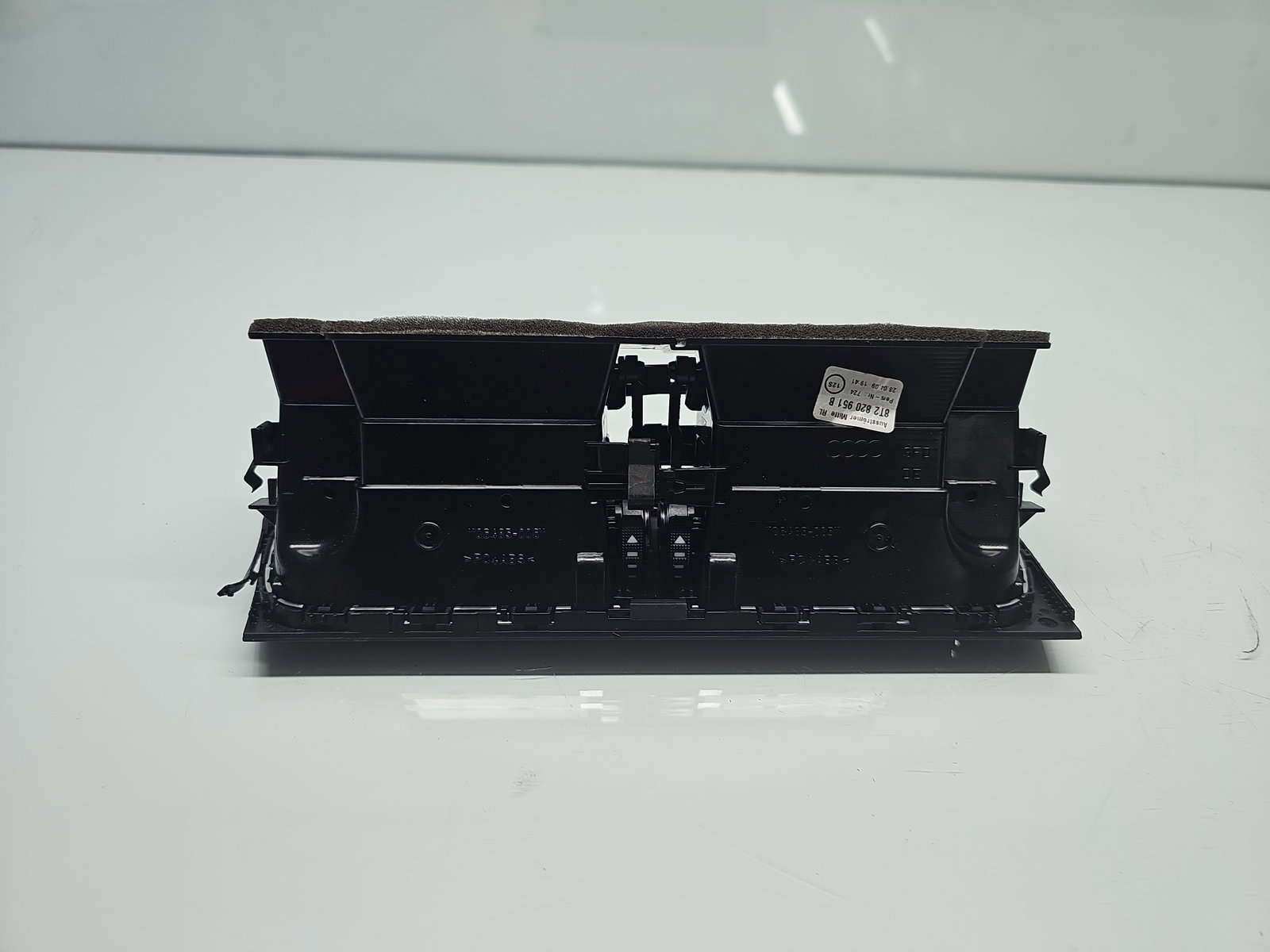 Grila aerisire centrala AUDI A4 (8K5, B8) Avant [Fabr 2008-2015] 8T2820951B - imagine 3