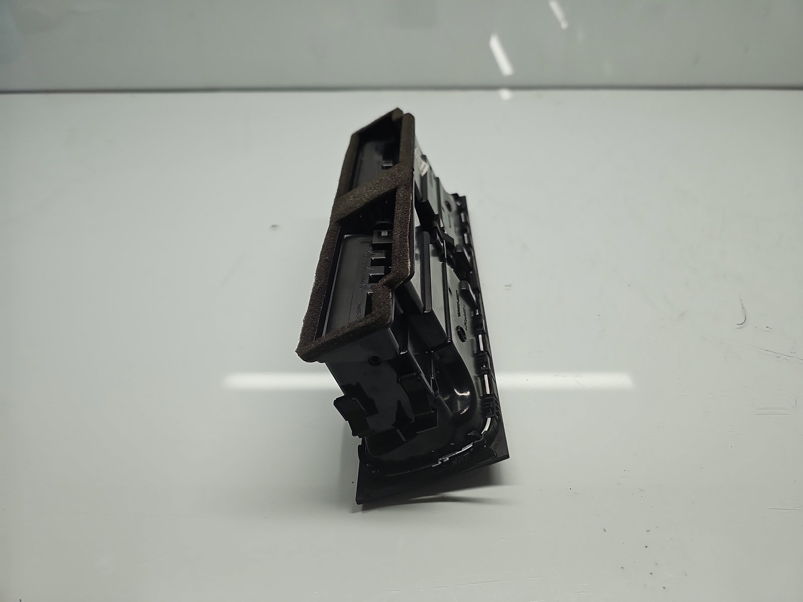 Grila aerisire centrala AUDI A4 (8K5, B8) Avant [Fabr 2008-2015] 8T2820951B - imagine 4